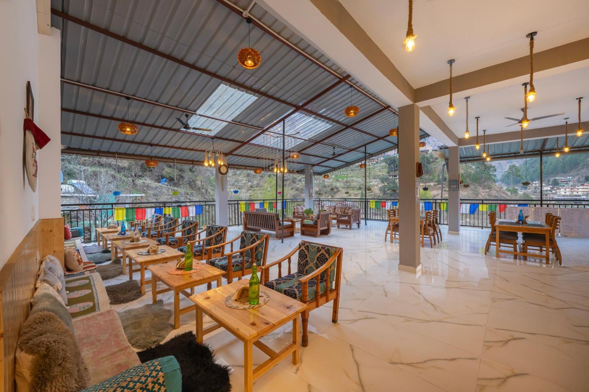 Sharda Resort-Tirthan Valley Banjār Exterior photo
